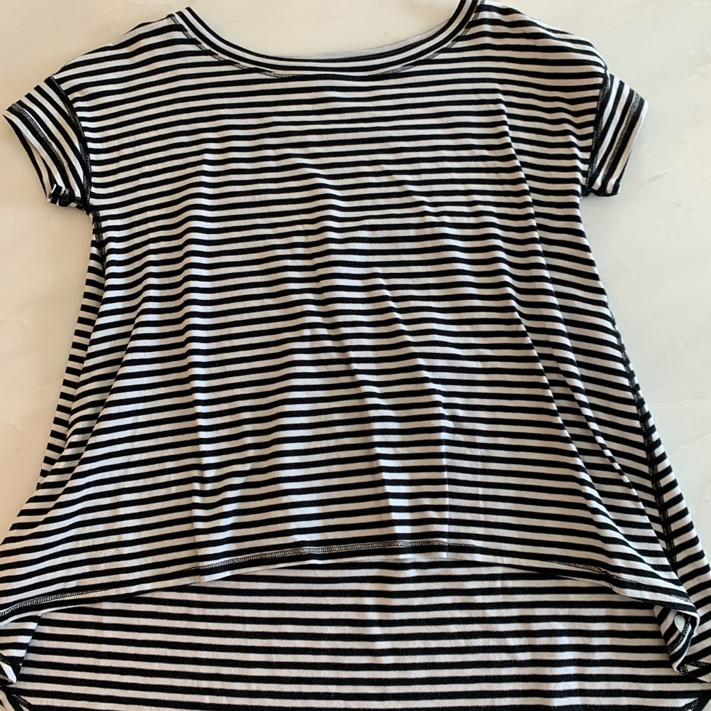 Ivivva Cropped Tee